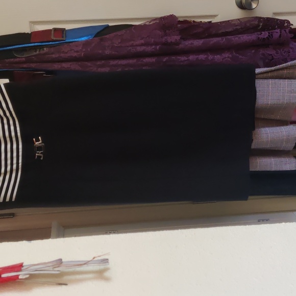 White House Black Market dress - Picture 3 of 6